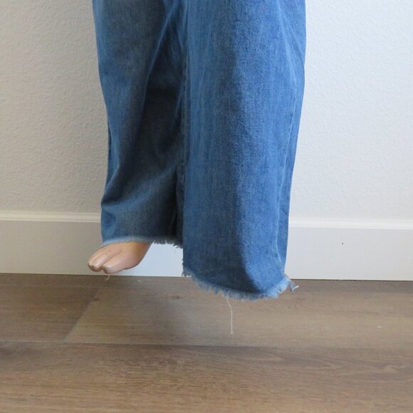 MAURICES Jeans Distressed WIDE Leg Raw Hem Blue Denim Plus Size 20W NWT - Picture 4 of 4
